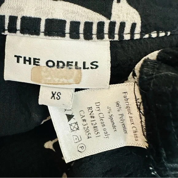 The Odells Everyday Pleat Top in Lagos Size XS - Picture 8 of 8